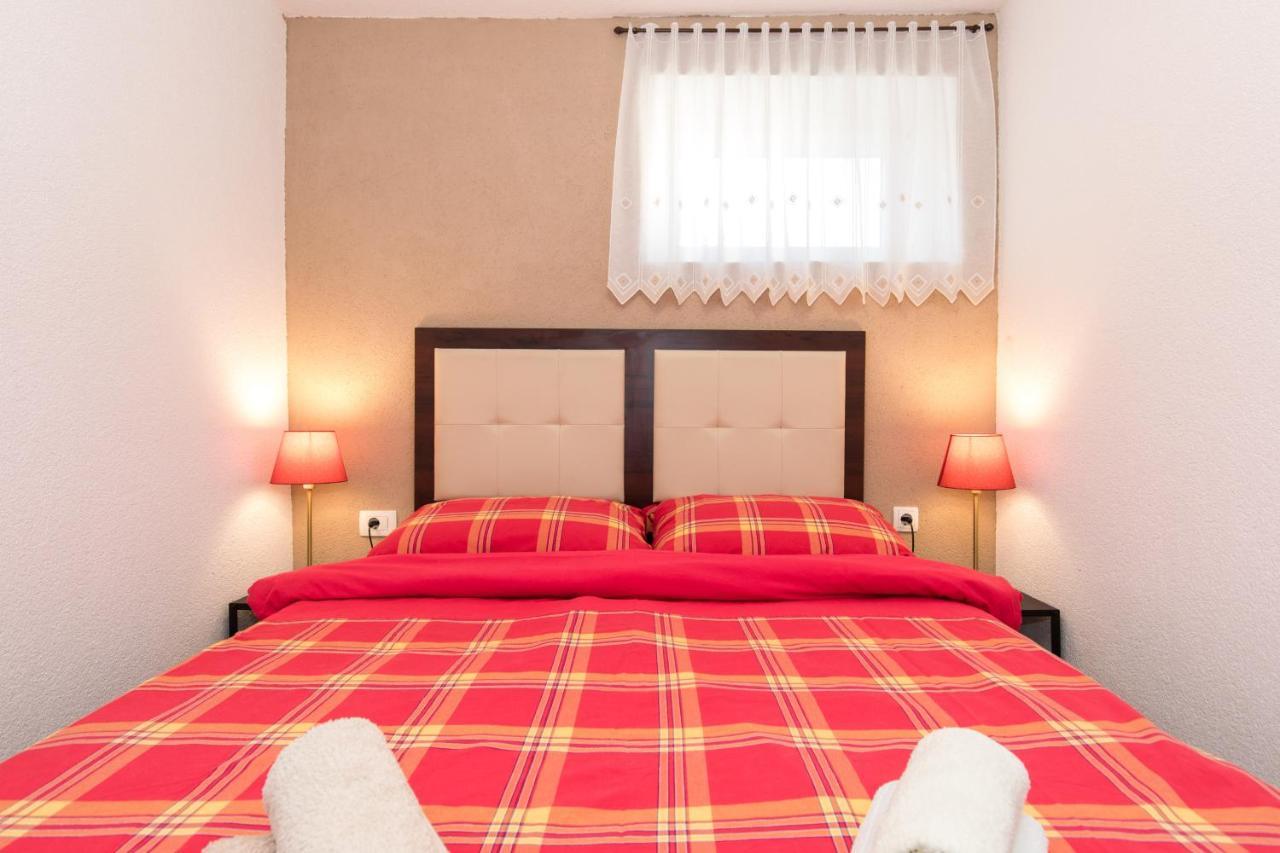 Apartman Lidija Risika Kültér fotó